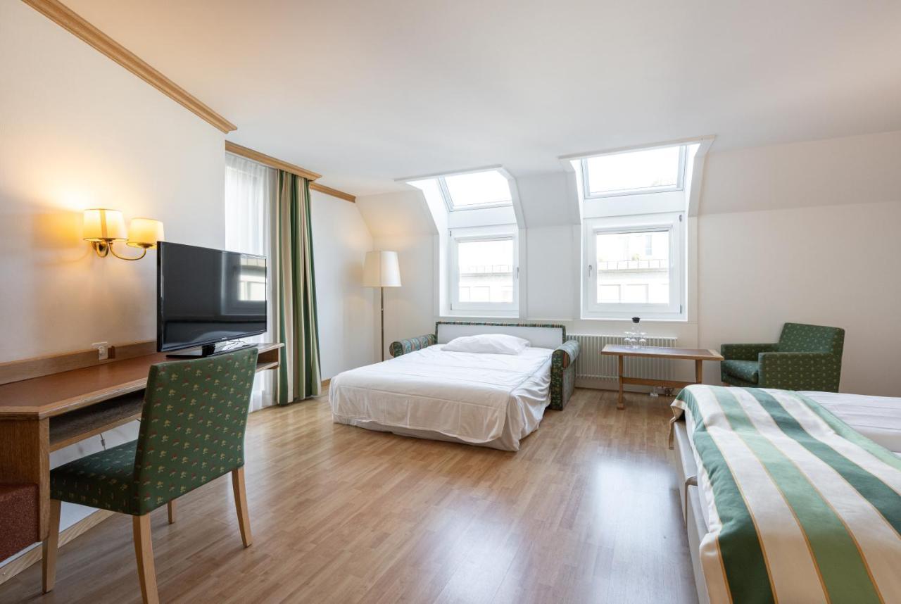 Hotel Ambassador Self Check-in Luzern